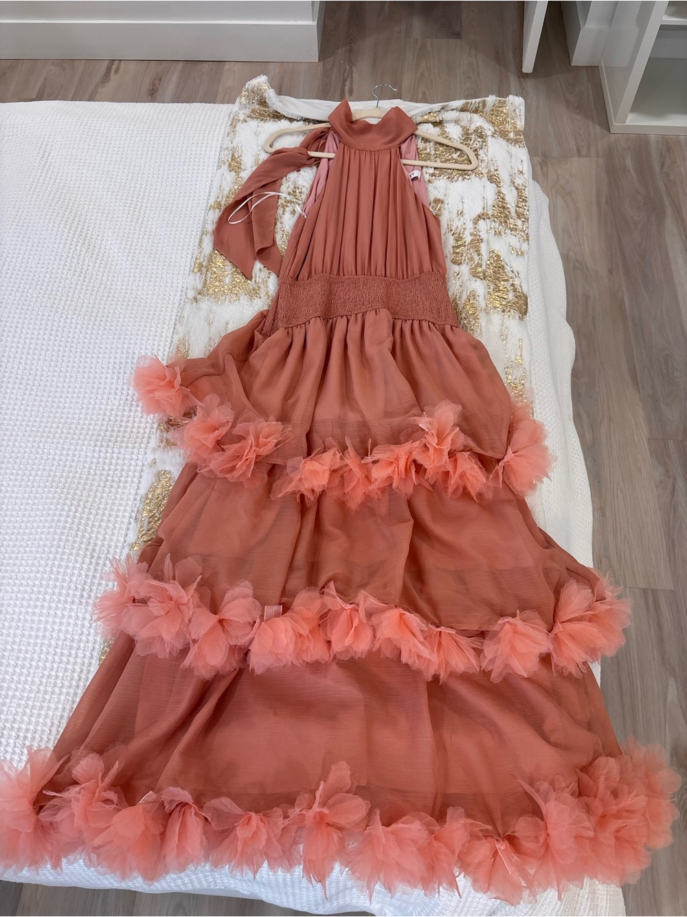 Women’s Coral Tiered Tulle Party Dress - Picture 2 of 6